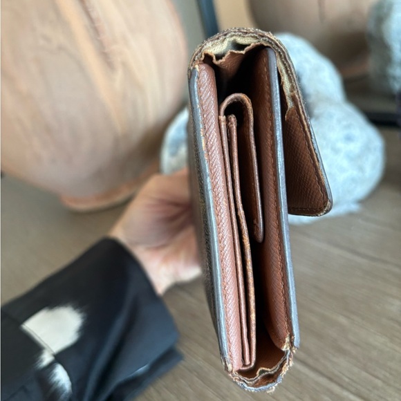 Louis Vuitton Brown Monogram Wallet - Picture 5 of 16